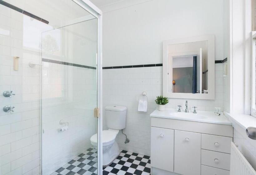 Номер Стандарт, Bundanoon