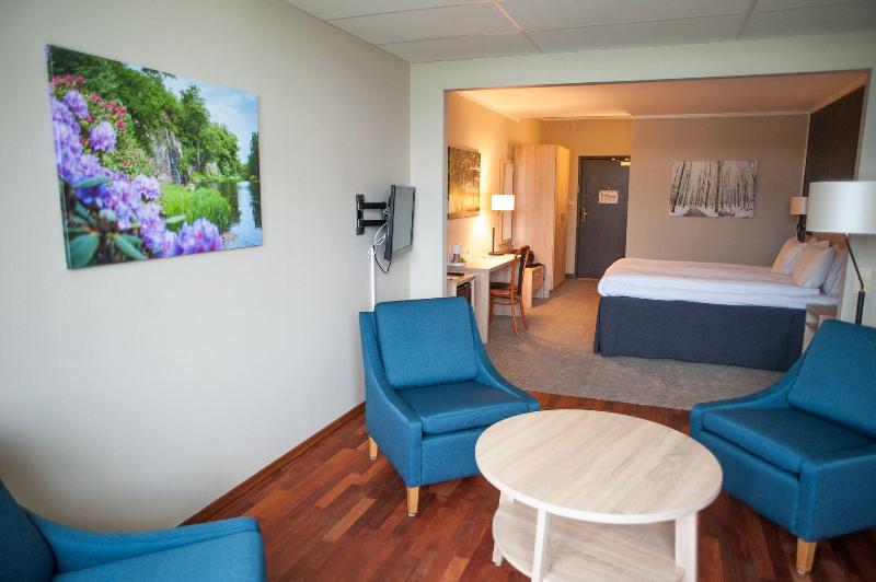 غرفة ديلوكس سرير كينج, Chateau Saint Denis A Historic Hotel Downtown Natchitoches