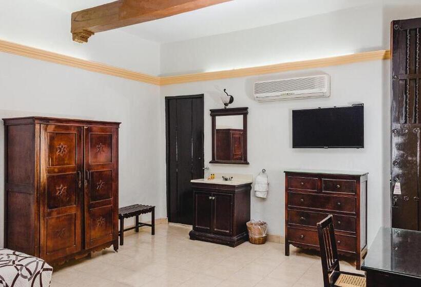 Номер Стандарт, Montejo