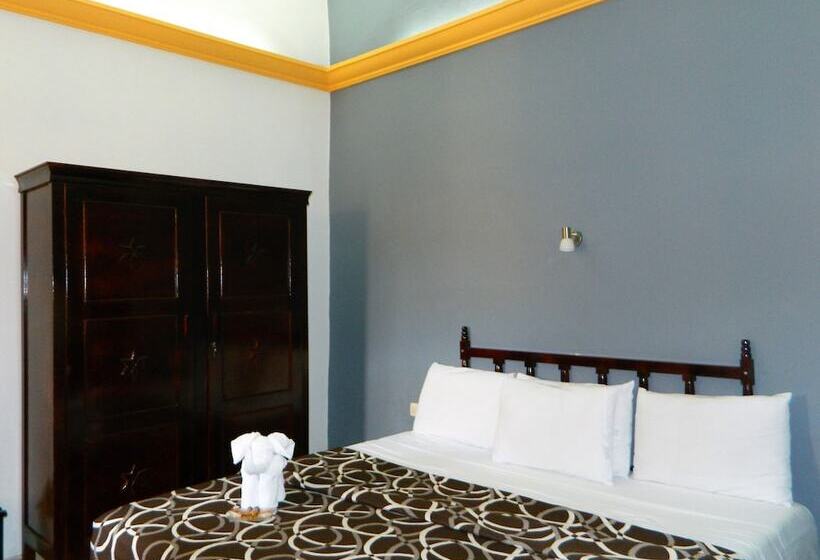 Номер Стандарт Индивидуальный, Montejo