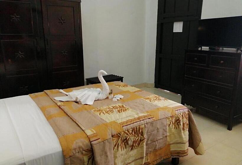 Номер Стандарт, Montejo