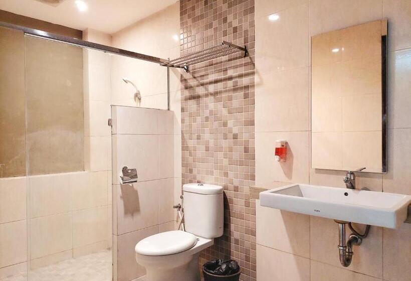 סוויטת ג'וניור, Shinta Guesthouse