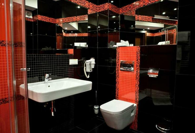 Семейный Номер Deluxe, Sokołowska Airport Modlin