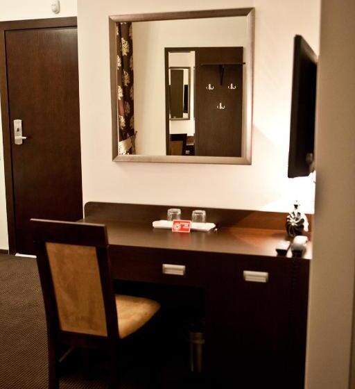 اتاق استاندارد, Sokołowska Airport Modlin