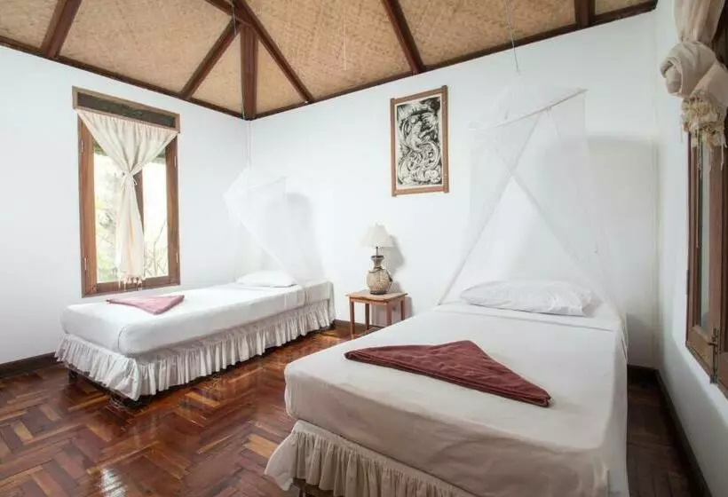 スタンダードバンガロー, Tropical Garden Bungalow