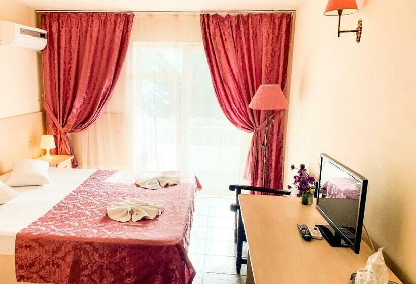 스탠다드 룸, Voila Mamaia