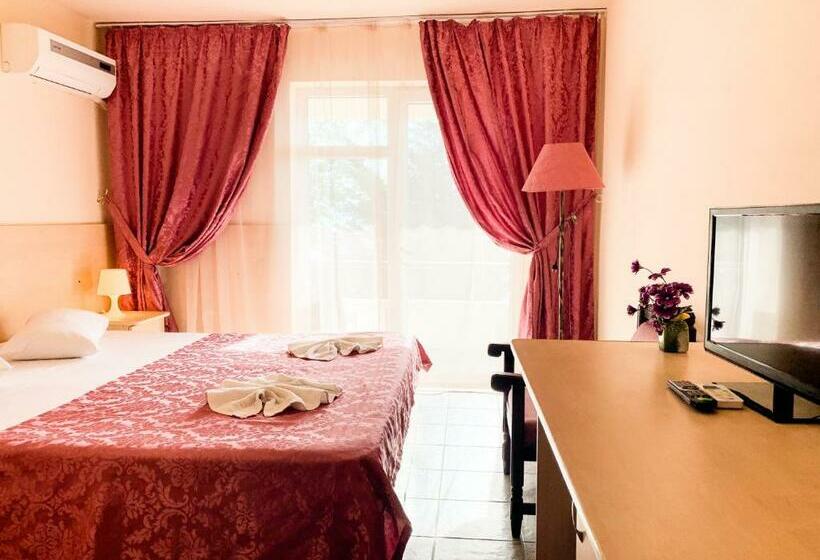 스탠다드 룸, Voila Mamaia