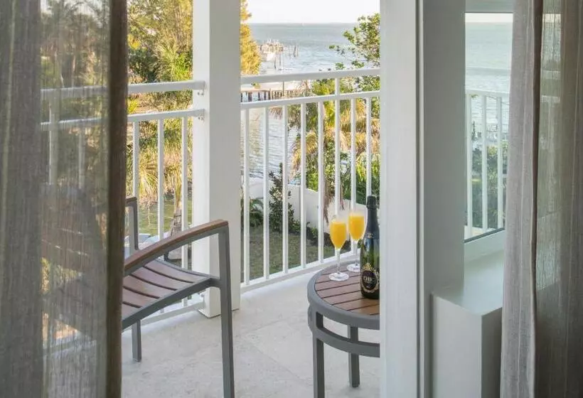 2 Bedroom Suite with Balcony, Waterline Villas & Marina, Autograph Collection