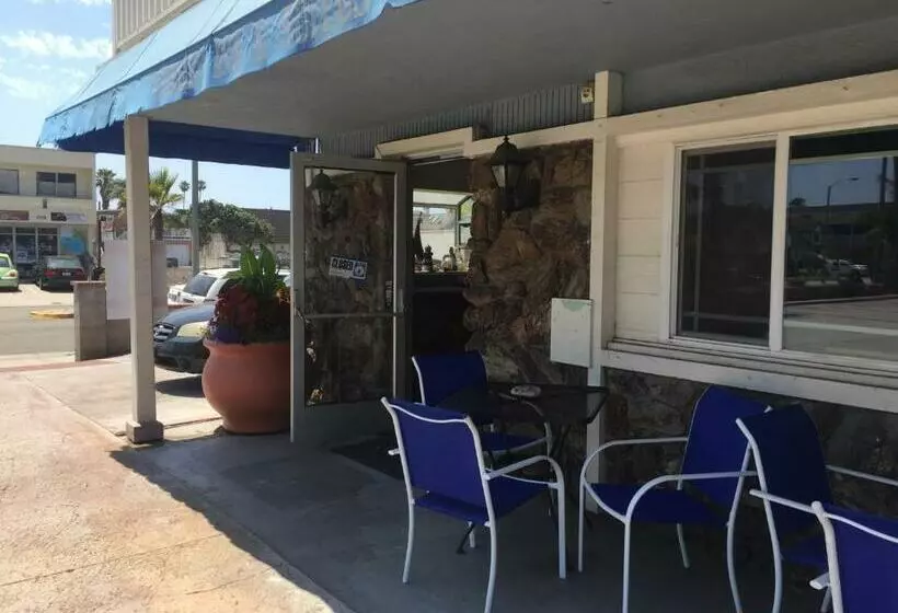 スタンダードシングルルーム, The Shores Inn