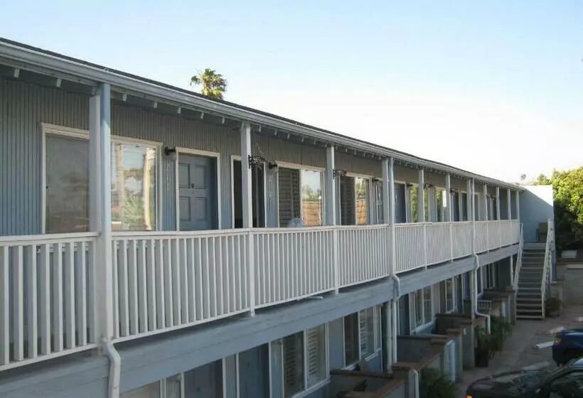 スタンダードルーム, The Shores Inn