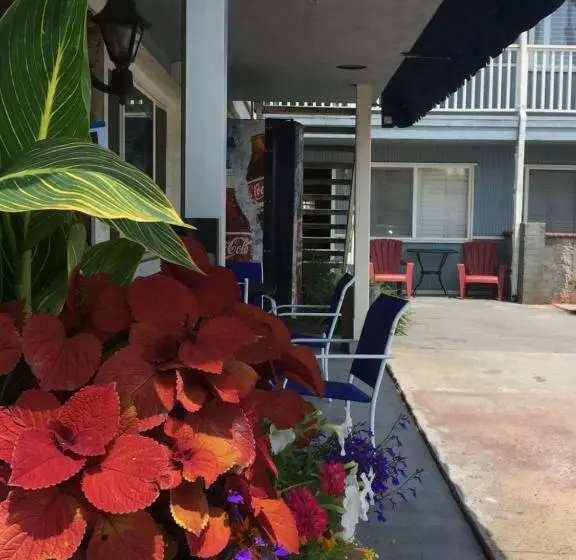 スタンダードルーム, The Shores Inn