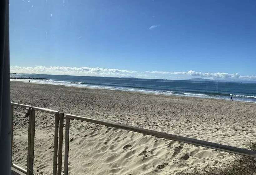 １ベッドルームハウス, The Shores Inn