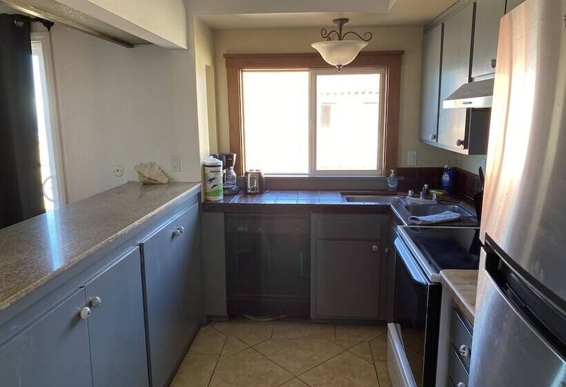 침실 1개 주택, The Shores Inn