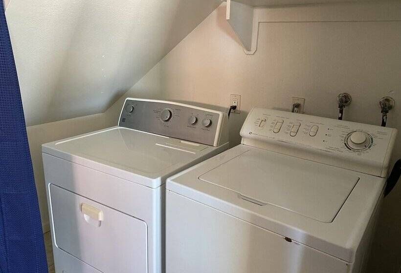 침실 1개 주택, The Shores Inn