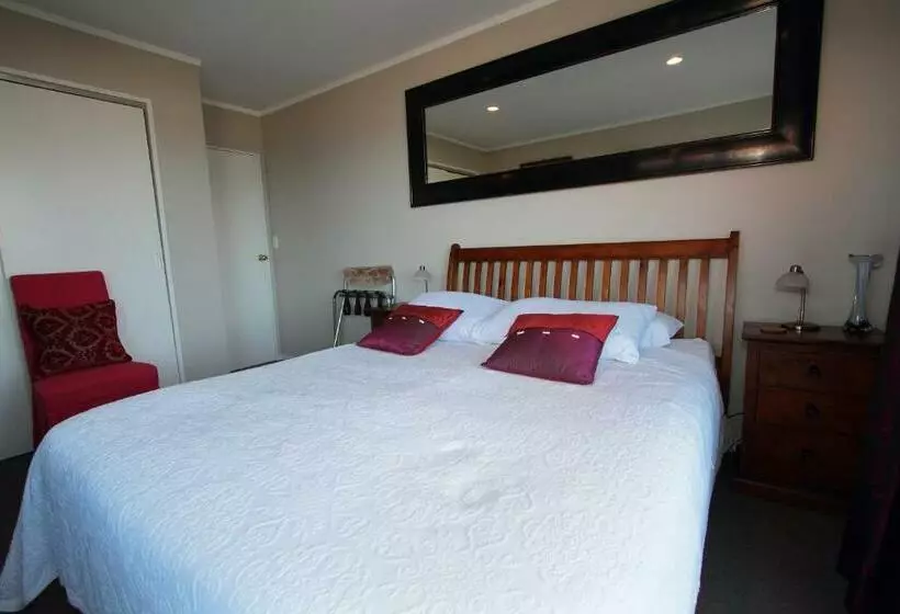 اتاق لوکس با چشم‌انداز دریا, Pacific View Bed And Breakfast