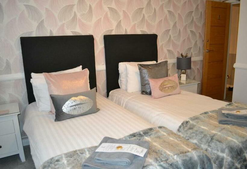 Номер Стандарт, Harriet House B&b