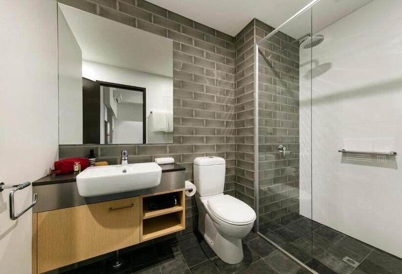 이그제큐티브 스튜디오, Quest Fremantle