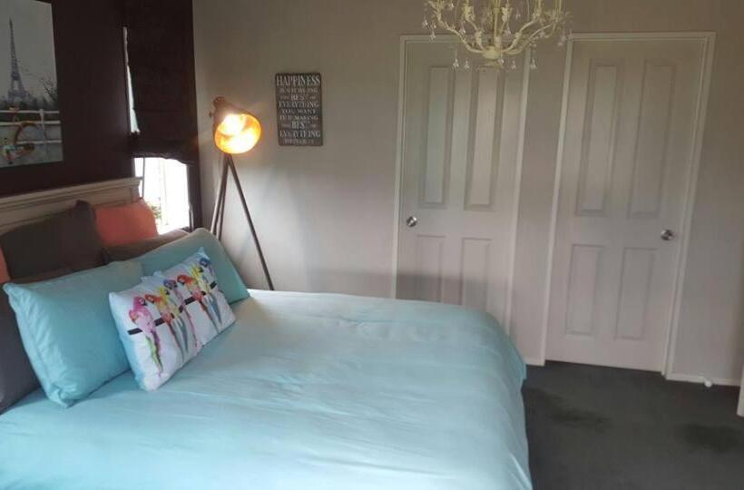 キングサイズベッドのスーペリアルーム, Waitomo Orchard Estate B&b