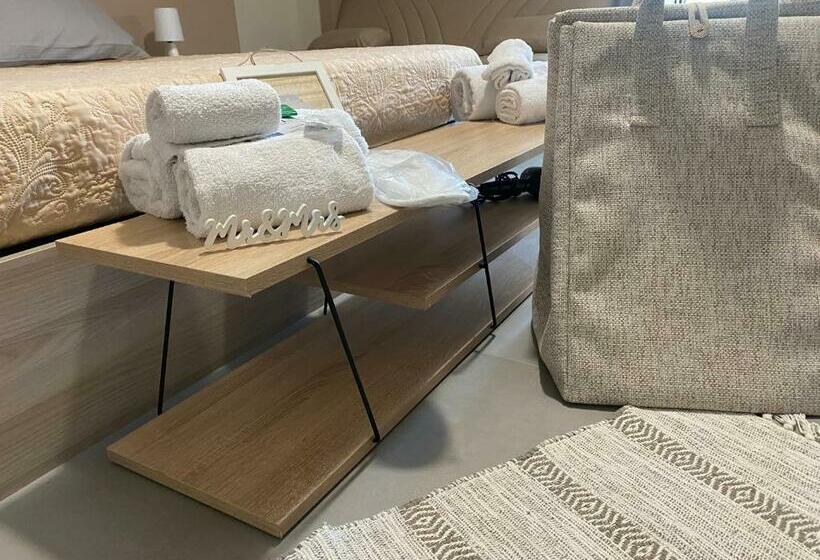 غرفة قياسية مزوَّدة بتراس, B&b La Terrazza Su Monte Mutria