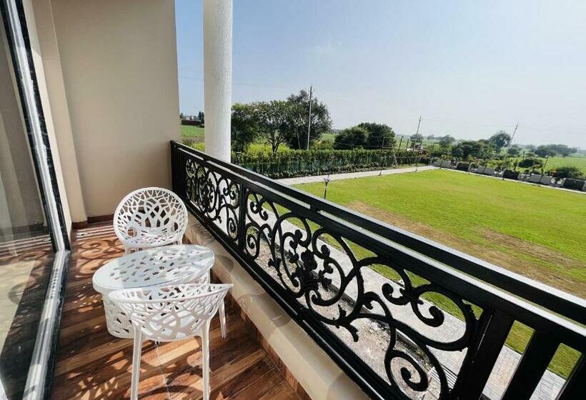 Family Suite, Gaurison Hotel & Resorts