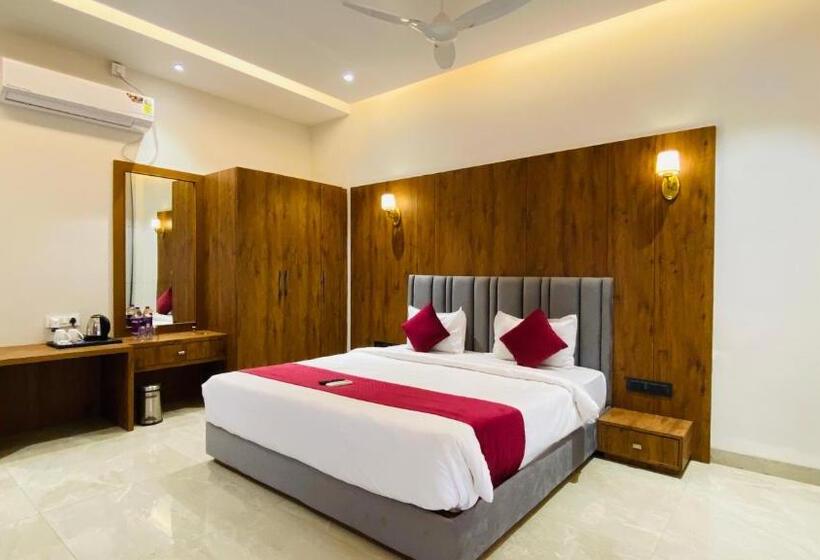 Номер Deluxe с Балконом, Gaurison Hotel & Resorts