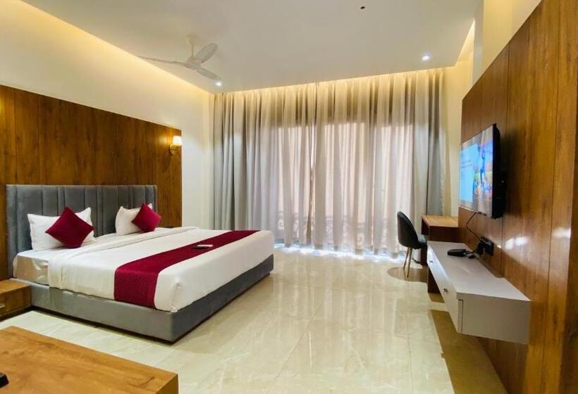 Номер Deluxe с Балконом, Gaurison Hotel & Resorts