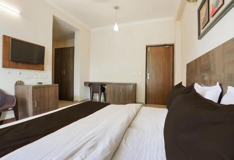 Quarto Triplo Clássico, Collection 80749 O Sagar Inn