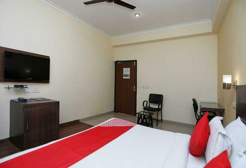 Quarto Triplo Clássico, Collection 80749 O Sagar Inn