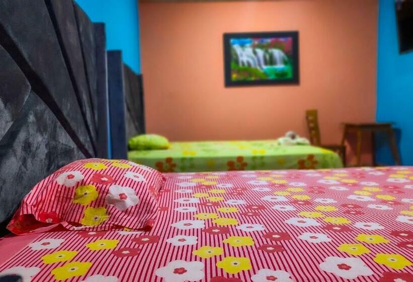 اتاق لوکس, Luchine