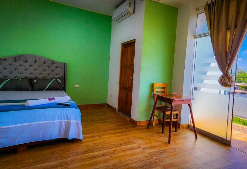 اتاق لوکس با بالکن, Luchine