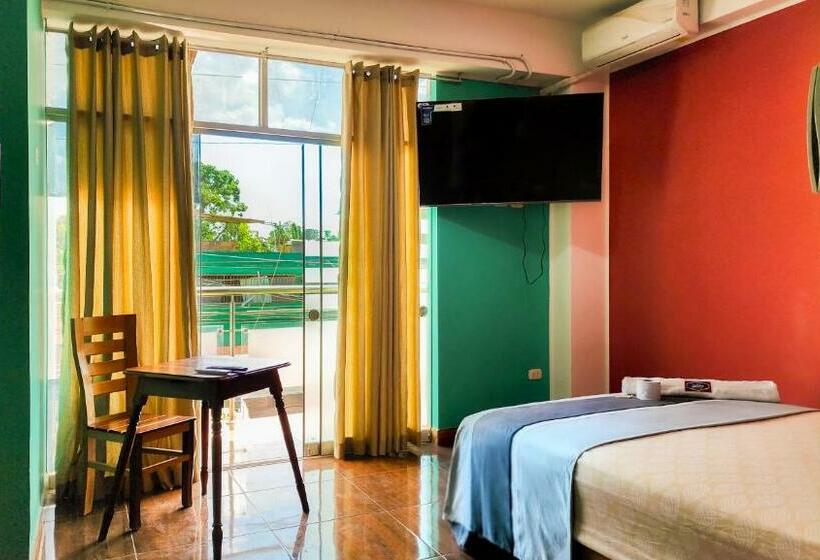 اتاق لوکس با بالکن, Luchine