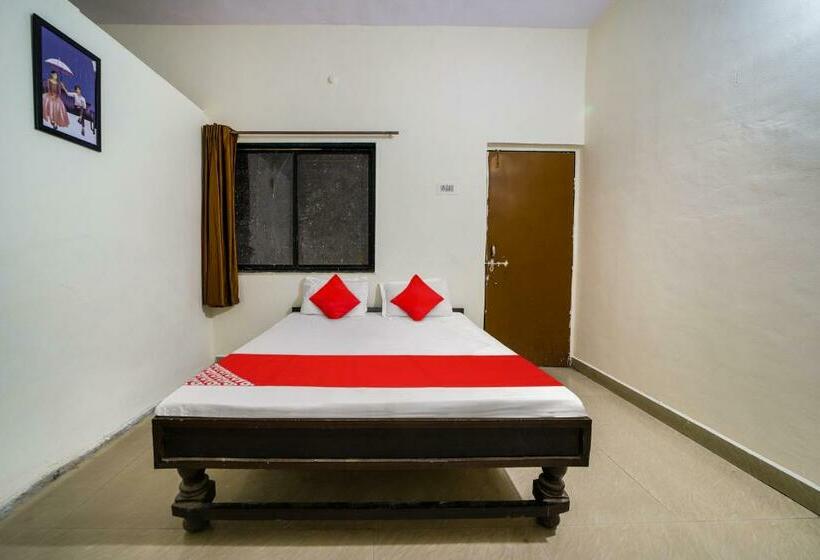 Трехместный Номер Классика, Oyo Flagship Hotel The Grand Lotus