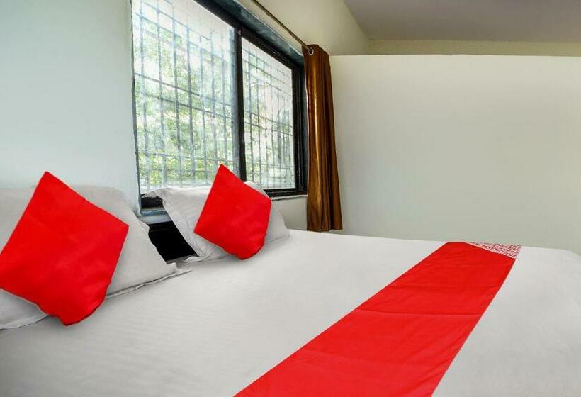 חדר קלאסי לשלושה, Oyo Flagship Hotel The Grand Lotus