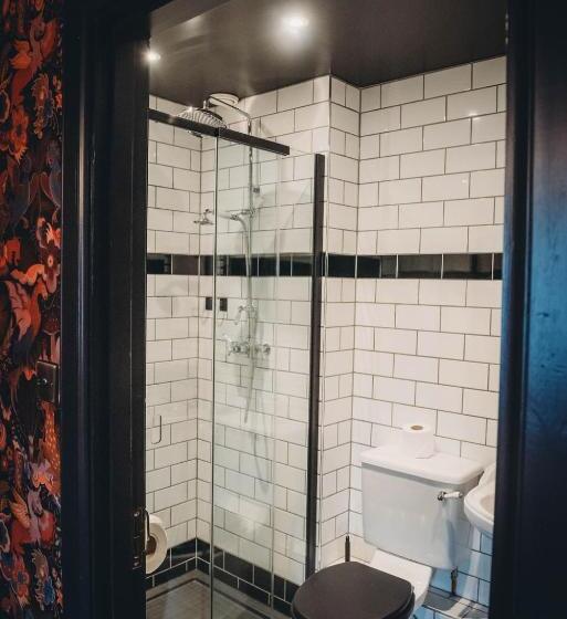 غرفة ديلوكس سرير كينج, Roslyn House