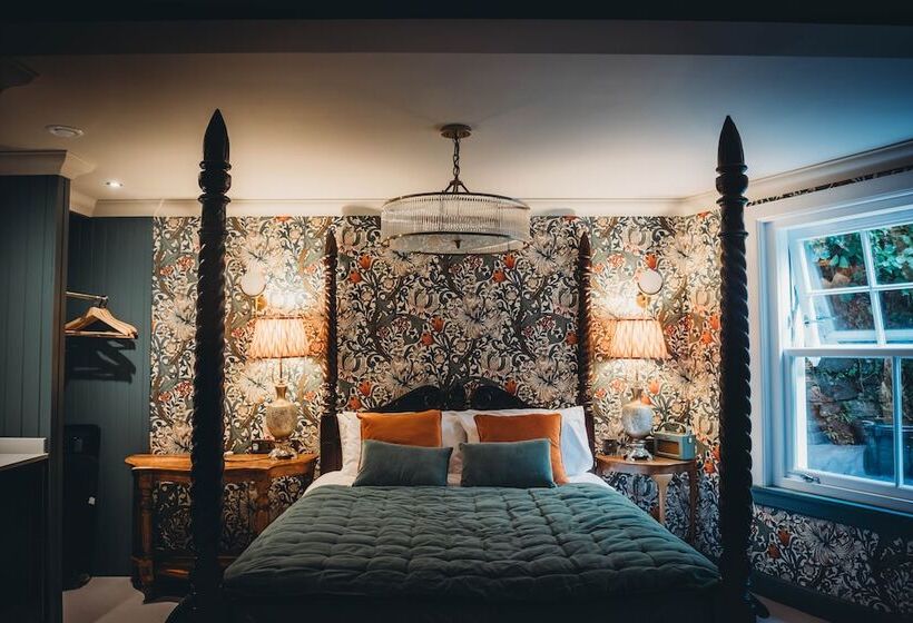 Номер Deluxe, Roslyn House