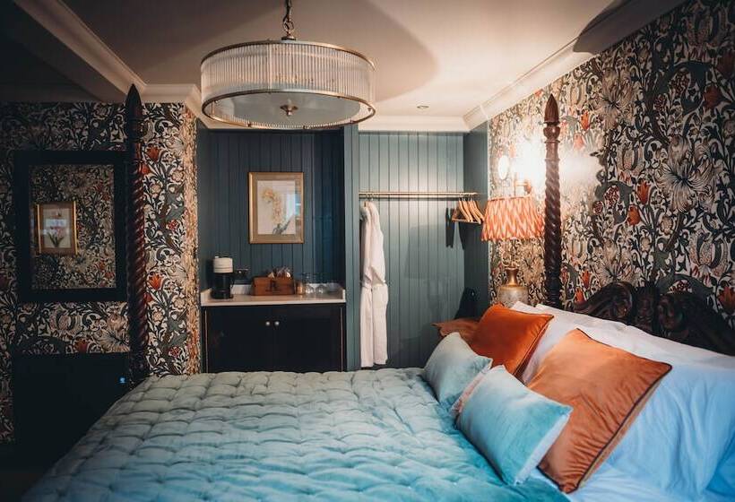 غرفة ديلوكس, Roslyn House