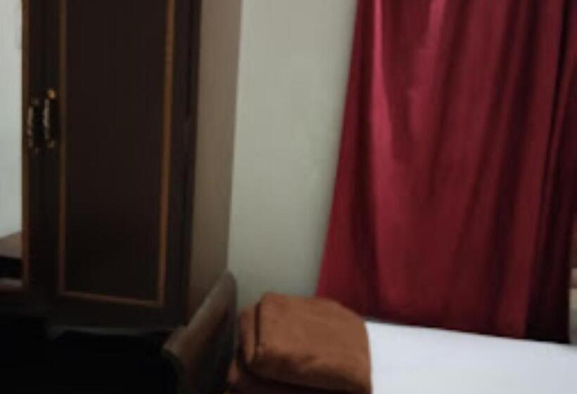 חדר סטנדרט, Midtown Bihar