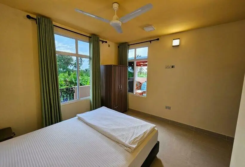اتاق استاندارد, White Sand Inn