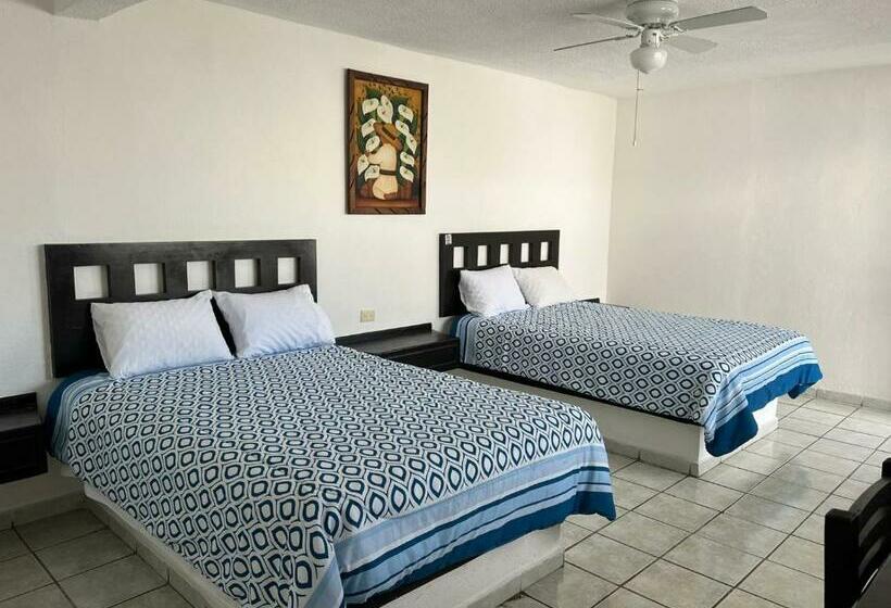 غرفة عائلية, Villa 12