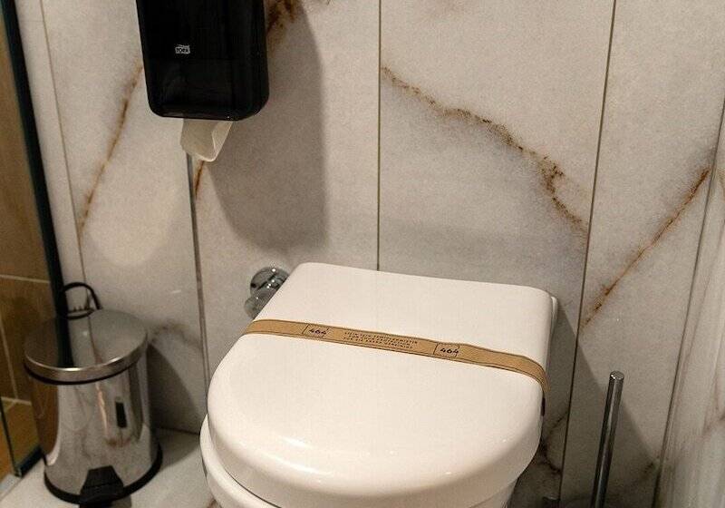 标准间, Grand 464