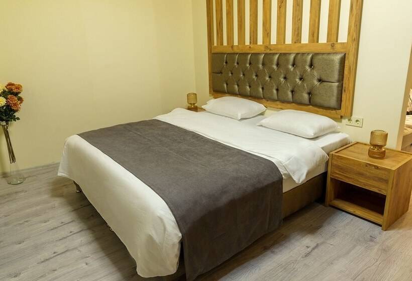 标准间, Grand 464