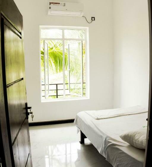 スタンダードルーム, Uthayam Guest House