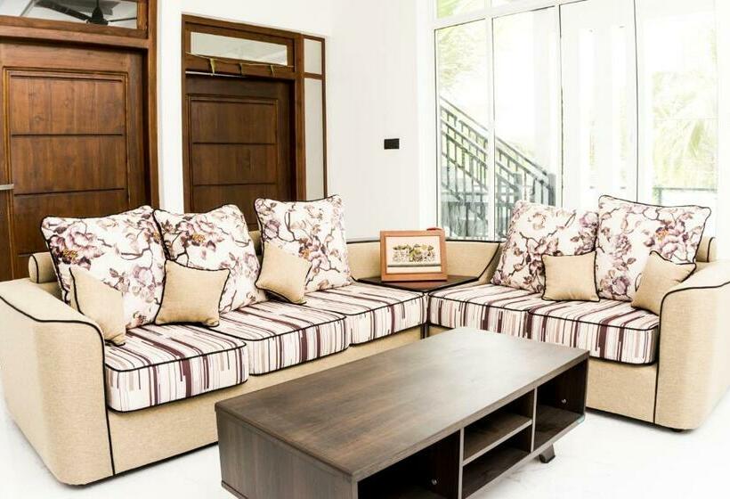 Номер Стандарт, Uthayam Guest House