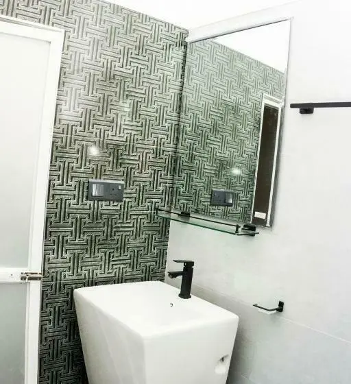 Standard Yhden Hengen Huone, Uthayam Guest House