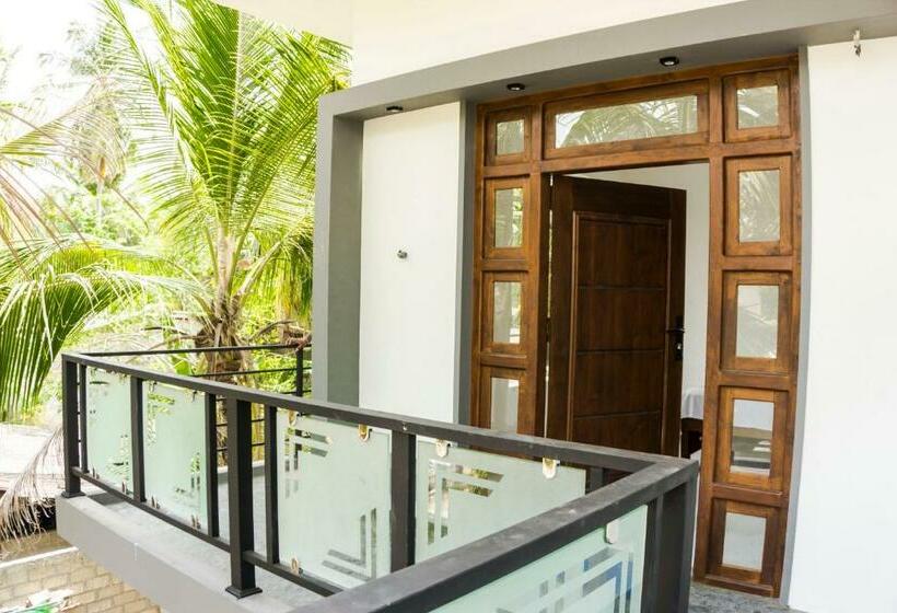 スタンダードシングルルーム, Uthayam Guest House