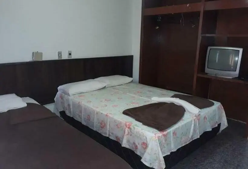 デラックスの4人部屋, Beiruth