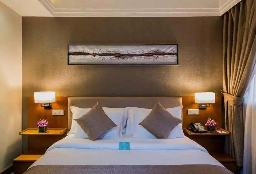 Juniorsviitti, Boudl Al Qasr