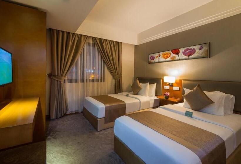 سوییت سوپریور, Boudl Al Qasr