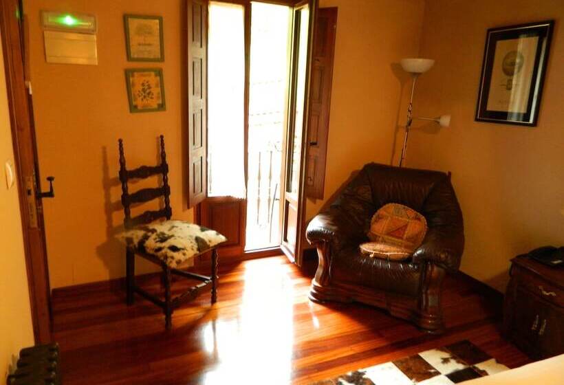 آپارتمان کلاسیک 1 خوابه, La Casona De La Torre