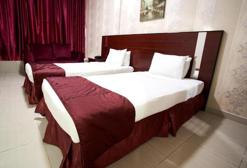 Номер Стандарт, Center Ville